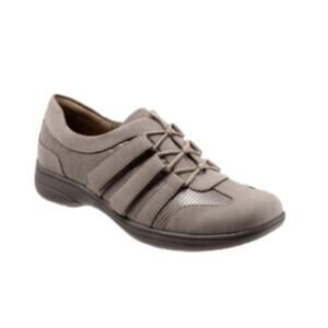TROTTERS Womens 11M Joy Slip-On Sneaker in Taupe Leather NEW